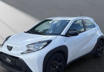 Toyota Aygo (X) 9.870 km 14.450 &euro; Wesel 46485