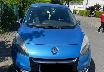 Renault Scenic 220.000 km 2.650 &euro; Essen 45359