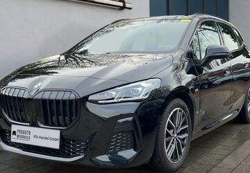 BMW 218 Active Tourer 8.700 km 29.999 &euro; Meerbusch 40668