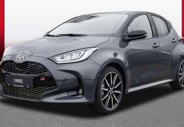 Toyota Yaris 2.002 km 36.099 &euro; Oberhausen 46149