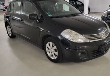 Nissan Tiida 176.000 km 2.500 &euro; Essen 45326