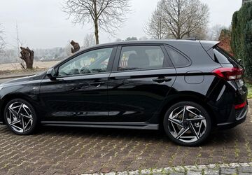 Hyundai i30 2.800 km 26.900 &euro; ESSEN 45359