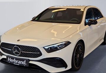 Mercedes-Benz A 200 4.517 km 36.490 &euro; Krefeld 47800