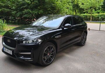 Jaguar F-Pace 92.000 km 22.999 &euro; Krefeld 47802