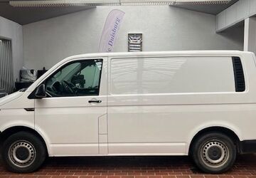 VW T6 Transporter 182.000 km 15.600 &euro; Duisburg 47269