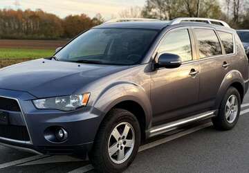 Mitsubishi Outlander 220.956 km 4.999 &euro; Krefeld 47809