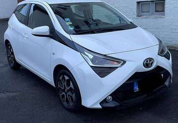 Toyota Aygo 76.000 km 9.000 &euro; Bochum 44791