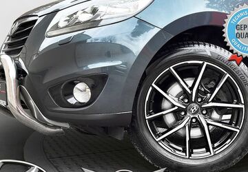 Hyundai SANTA FE 141.076 km 11.490 &euro; Düsseldorf 40625