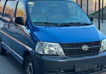 Toyota Hiace 168.000 km 6.490 &euro; Essen 45145