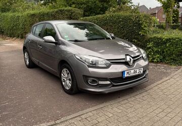 Renault Megane 165.904 km 3.999 &euro; Kamp-Lintfort 47475