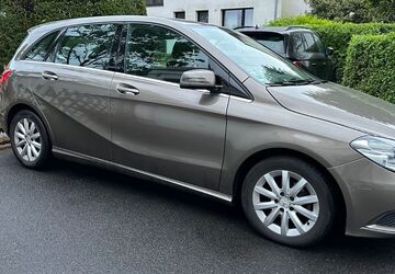 Mercedes-Benz B 180 100.200 km 9.850 &euro; Oberhausen 46049
