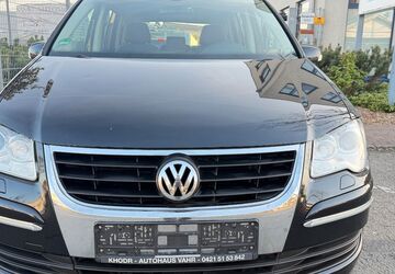 VW Touran 217.000 km 3.150 &euro; Oberhausen 46047