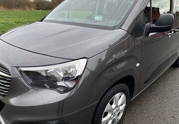 Opel Combo 69.000 km 17.440 &euro; Oberhausen 46149