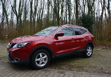 Nissan Qashqai 102.500 km 13.600 &euro; Essen 45147