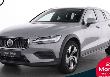 Volvo V60 Cross Country 30.736 km 33.850 &euro; Mülheim an der Ruhr 45472