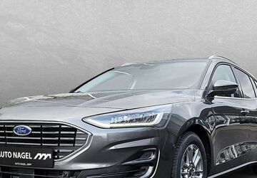 Ford Focus 2.500 km 33.490 &euro; Moers 47441