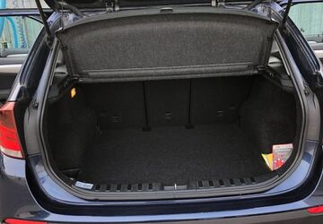 BMW X1 255.000 km 4.999 &euro; Düsseldorf 40589