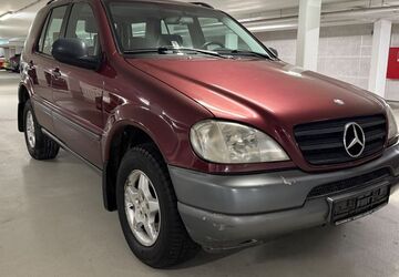 Mercedes-Benz ML 320 198.000 km 3.999 &euro; Essen 45326