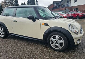 Mini Cooper 146.613 km 3.950 &euro; Oberhausen 46119