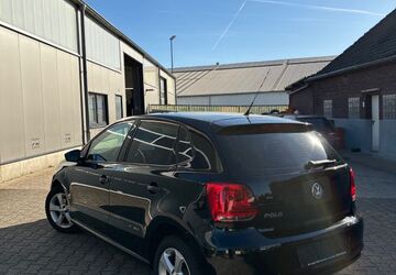 VW Polo 151.296 km 3.250 &euro; Oberhausen 46145