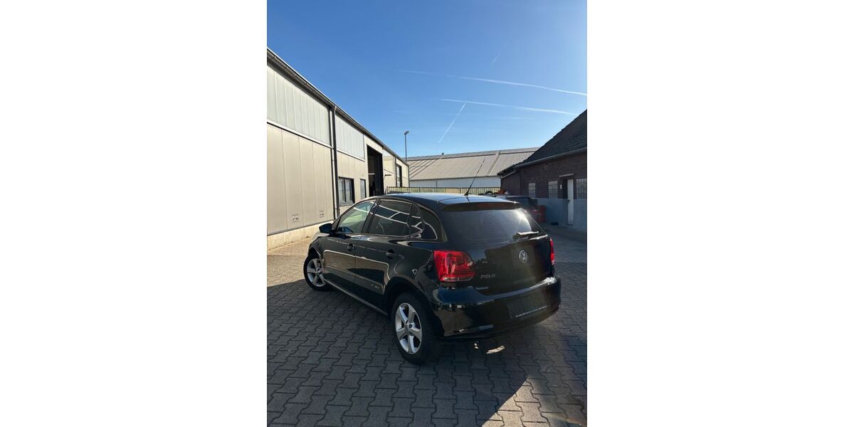 VW Polo 151.296 km 3.250 &euro; Oberhausen 46145