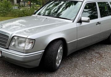 Mercedes-Benz 220 234.500 km 4.990 &euro; Mettmann 40822