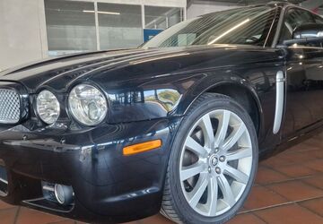 Jaguar XJ8 181.320 km 20.900 &euro; Gelsenkirchen 45884