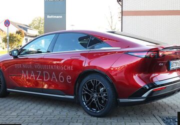 Mazda 6e 7.480 km 38.970 &euro; Bottrop-Kirchhellen 46244