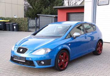 Seat Leon 184.000 km 8.490 &euro; Velbert 42549