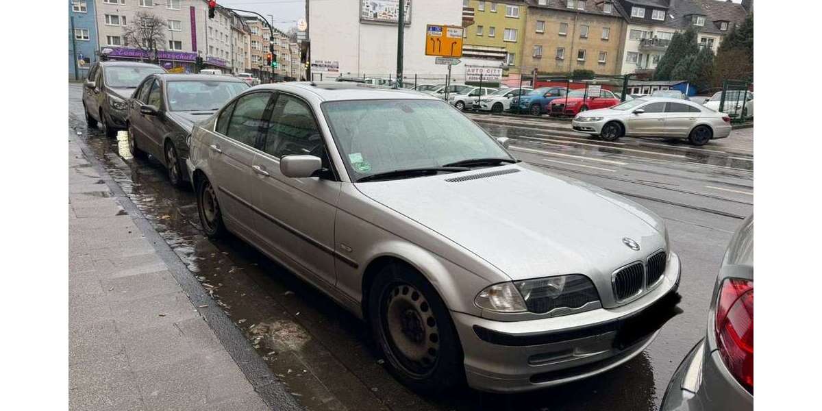 BMW 330 317.000 km 1.500 &euro; Essen 45143