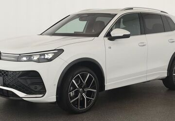 VW Tiguan 26.900 km 47.784 &euro; Düsseldorf 40233