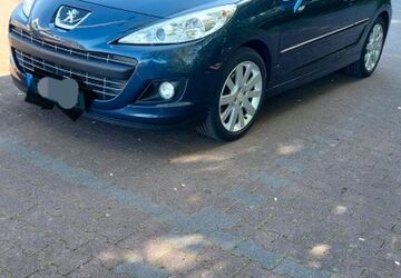 Peugeot 207 230.000 km 2.890 &euro; Duisburg 47167