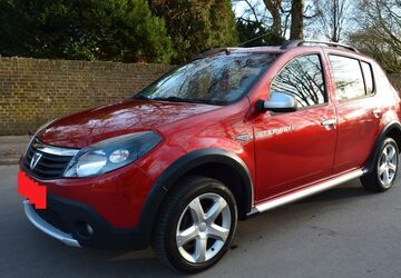 Dacia Sandero 105.000 km 4.690 &euro; Essen 45219