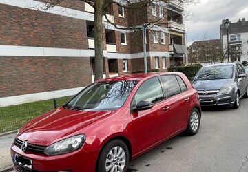 VW Golf 188.000 km 5.500 &euro; Düsseldorf 40589