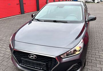 Hyundai i30 116.000 km 11.599 &euro; Oberhausen 46145