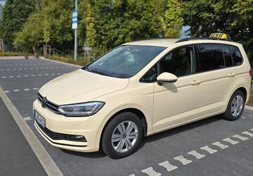 VW Touran 29.500 km 31.500 &euro; Essen 45128