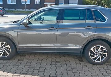 VW Tiguan 84.000 km 22.100 &euro; Essen 45356