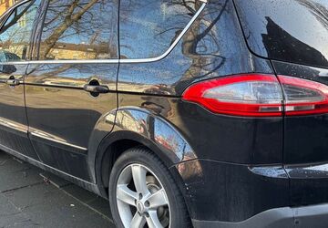 Ford S-Max 248.000 km 6.900 &euro; Duisburg 47137