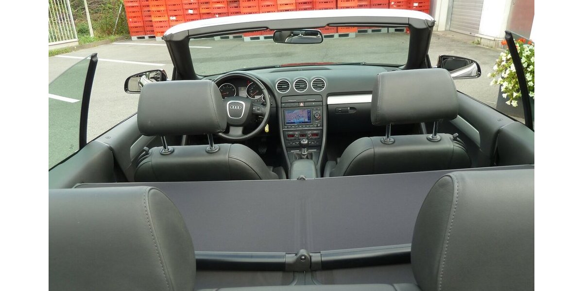 Audi A4 Cabrio 1.8 T Leder E-dach Navi kl. Mängel 161.000 km 3.900 &euro; Ratingen 40885