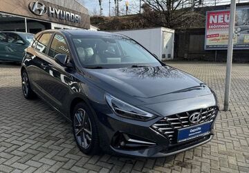Hyundai i30 21.414 km 20.990 &euro; Oberhausen 46049