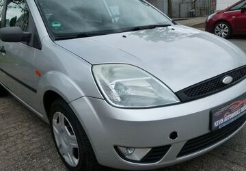 Ford Fiesta 323.520 km 750 &euro; Oberhausen 46047