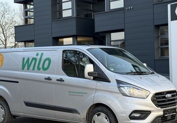 Ford Transit Custom 173.720 km 17.950 &euro; Krefeld 47805