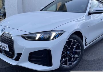 BMW i4 26.105 km 47.470 &euro; Essen 45134
