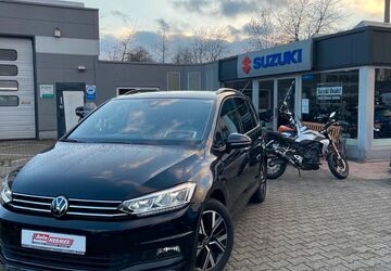 VW Touran 67.600 km 29.698 &euro; Hattingen 45527