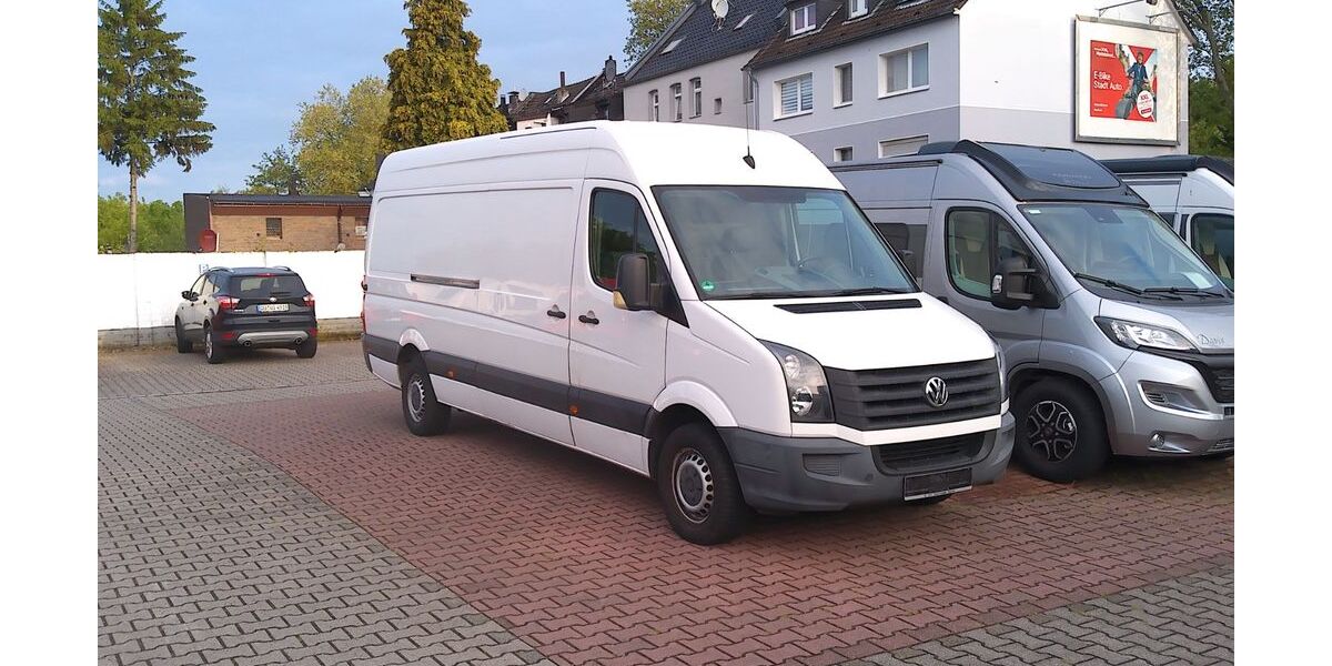 VW Crafter 121.000 km 10.940 &euro; Oberhausen 46117