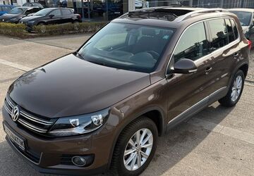 VW Tiguan 136.918 km 12.500 &euro; Oberhausen 46145
