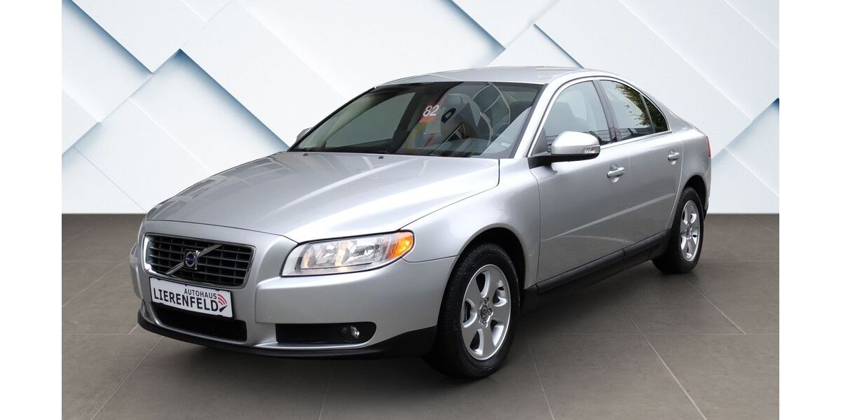 Volvo S80 103.465 km 9.990 &euro; Düsseldorf 40231