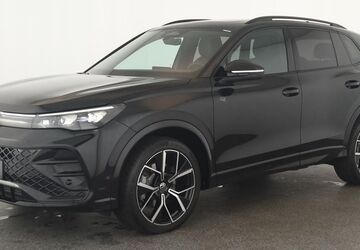 VW Tiguan 25.200 km 47.684 &euro; Düsseldorf 40233