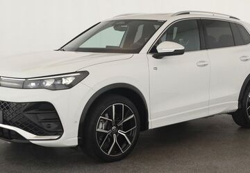 VW Tiguan 20.400 km 44.784 &euro; Düsseldorf 40233