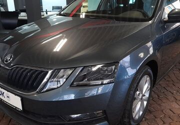 Skoda Octavia 102.808 km 12.600 &euro; Gelsenkirchen 45888